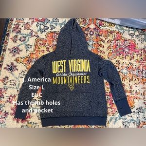 WV Mountaineers Sweatshirt, size L, EUC!